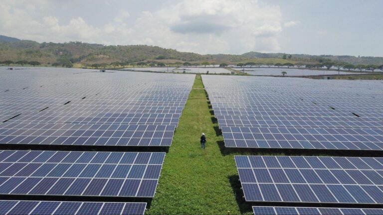 SJVN Green Energy Secures Power Usage Agreement for 300 MW Solar Capacity with JKPCL