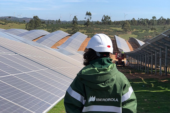 Iberdrola y Vodafone se alían para llevar energía limpia a clientes de Alemania, Portugal y España a través de acuerdos de compra de energía solar