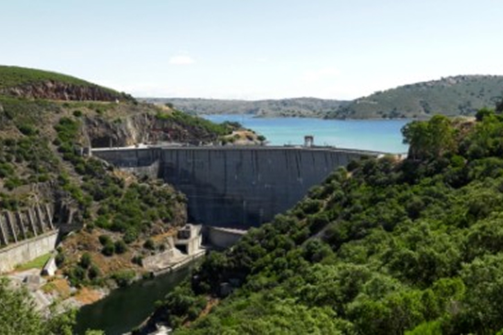 EIB and Iberdrola Sign €108 Million Green Loan Deal to Boost Pumped ...